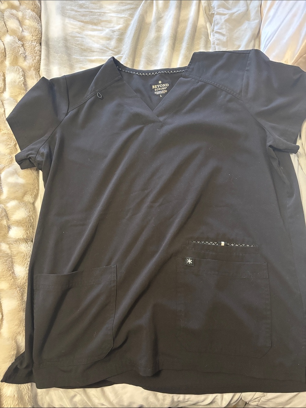 Women’s scrub top
